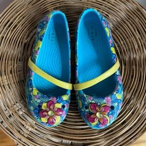 CROCS Kids Lina Graphic Floral Flats Shoes - Blue, Yellow, Pink